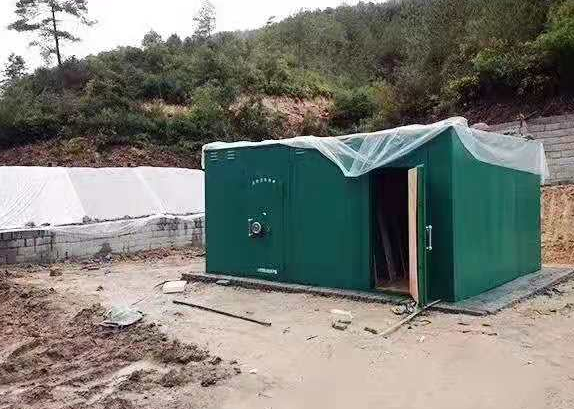 上街露天如何存放爆破线放炮线等爆破器材？