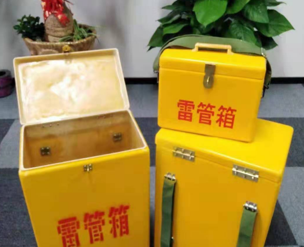 上街玻璃钢雷管箱有哪些特点